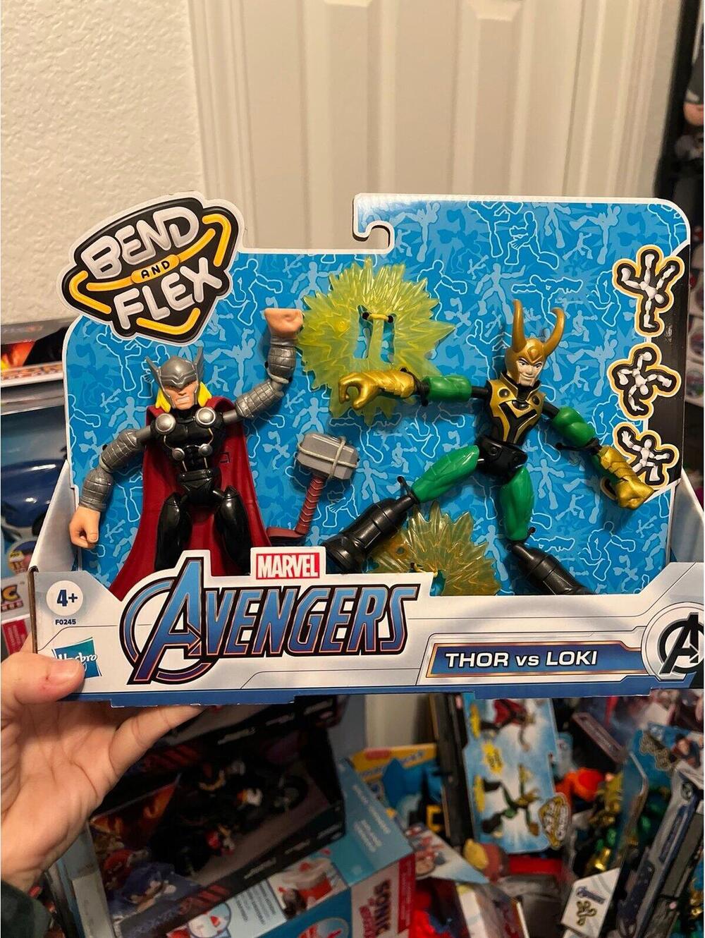 Avengers Bend N Flex Thor vs Loki
